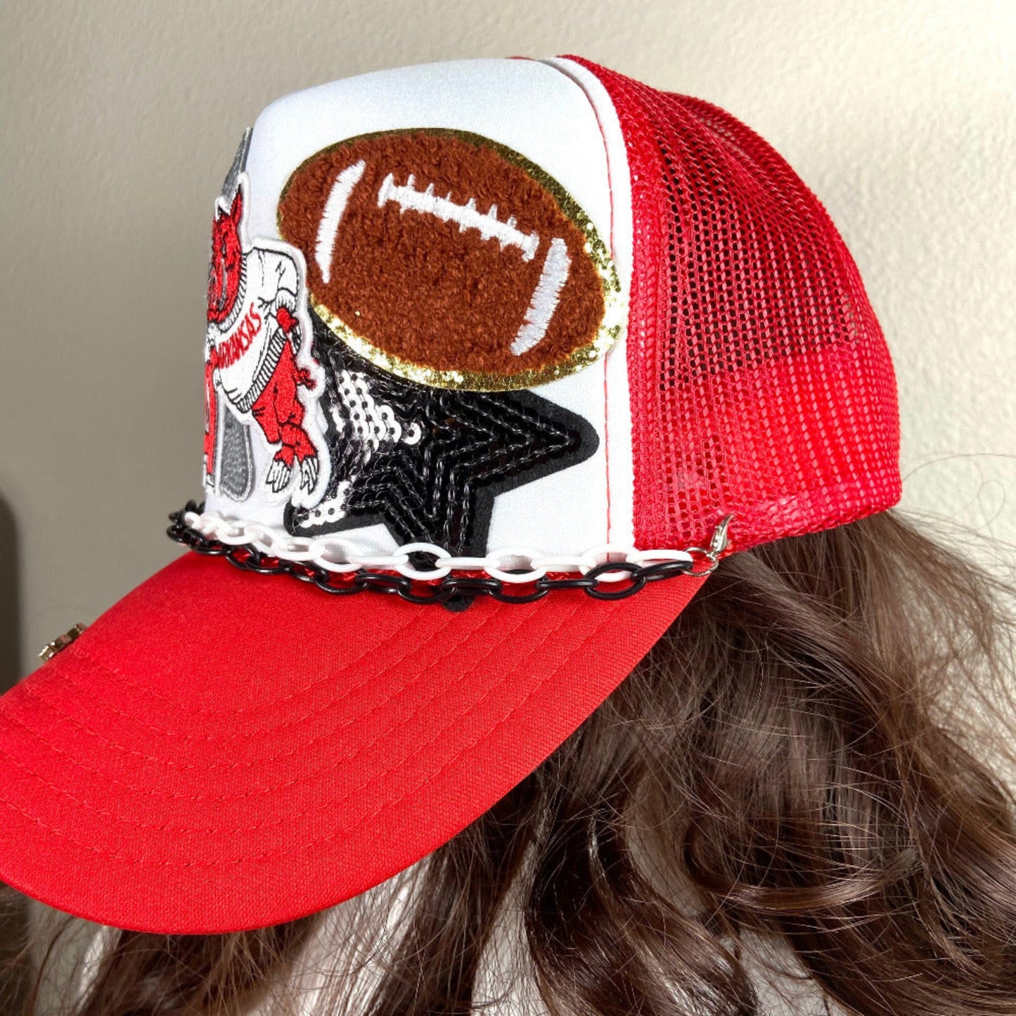 seamless foam side panel college football pigs hat